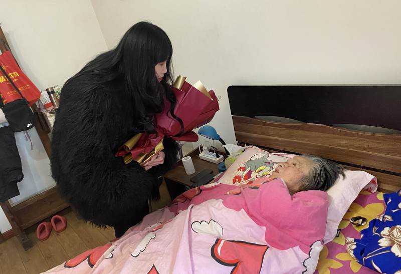 6.人事处退休教师杨立屏.jpg 6.人事处退休教师杨立屏.jpg