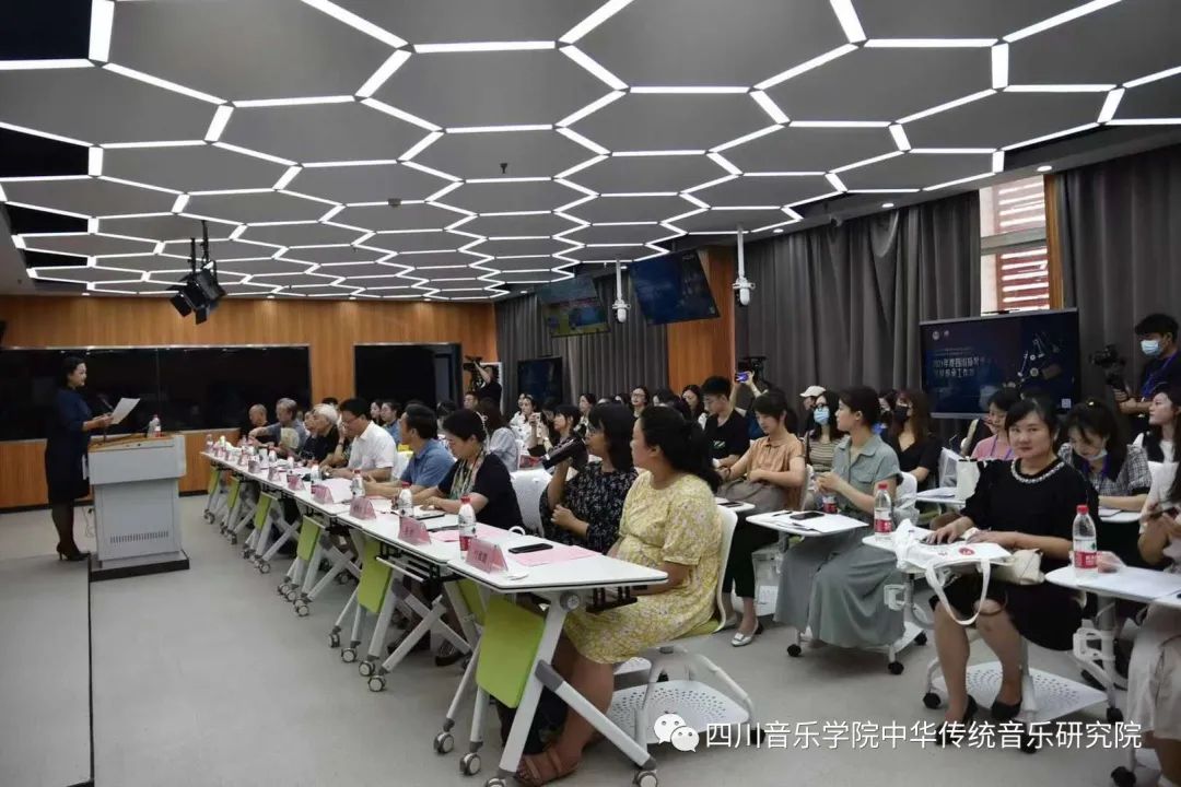 开班仪式现场.jpg 开班仪式现场.jpg
