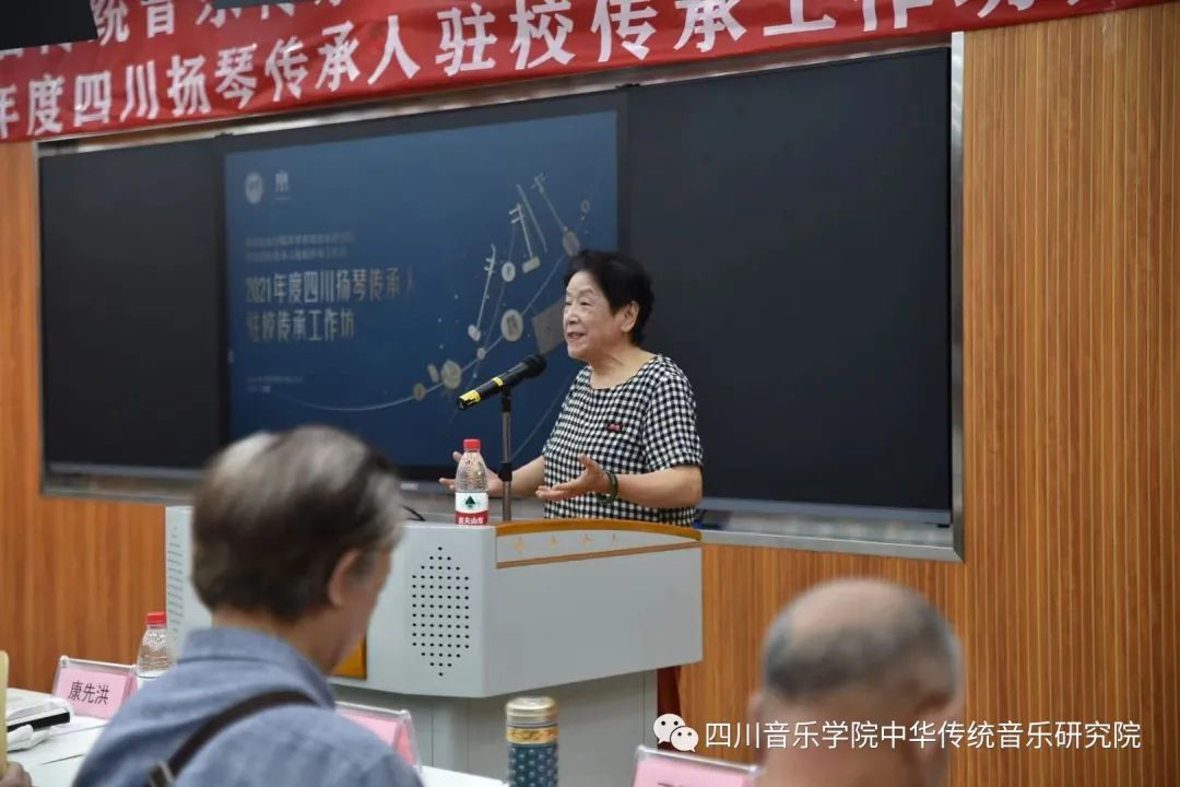 传承人:刘时燕老师.jpg 传承人:刘时燕老师.jpg