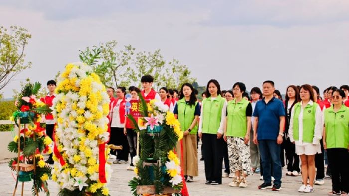 图片8.jpg 图片8.jpg