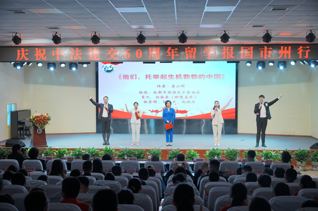张竞文.jpg 张竞文.jpg